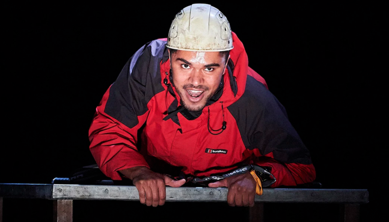 Theatre News: Touching the Void will transfer to West End